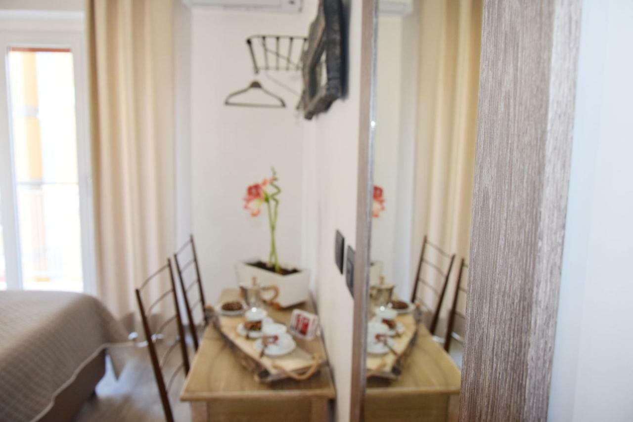 Damiva Bed and Breakfast Rom Eksteriør billede